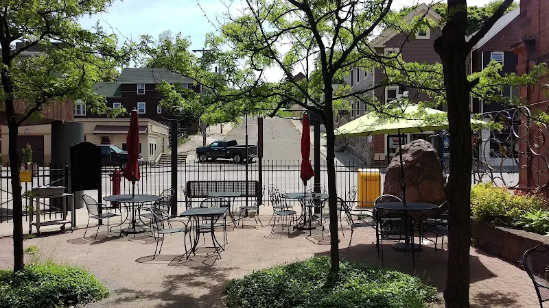 5th & Elm Coffee House & Eatery