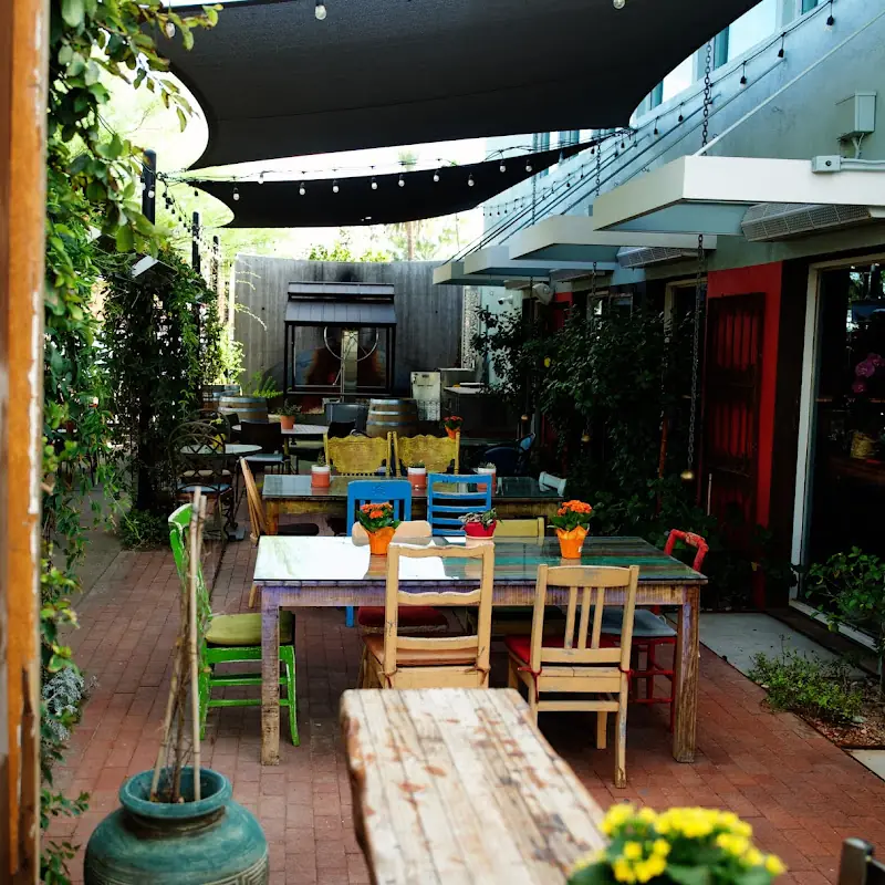 Urban Fraiche Restaurant