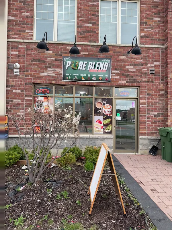 Pure Blend Smoothie and Café