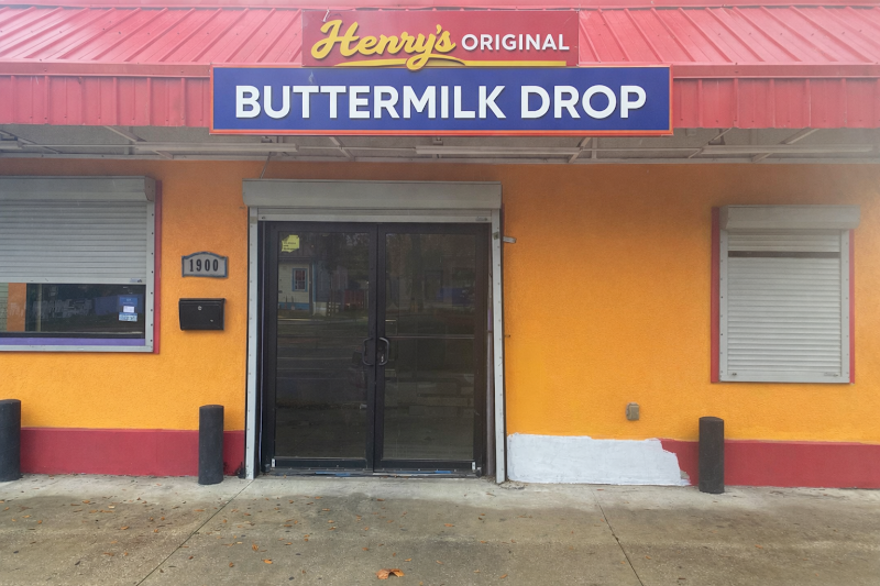 Henry's Original Bakery & Cafe