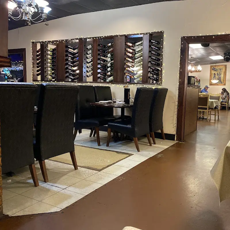 Romas Italian Restaurant