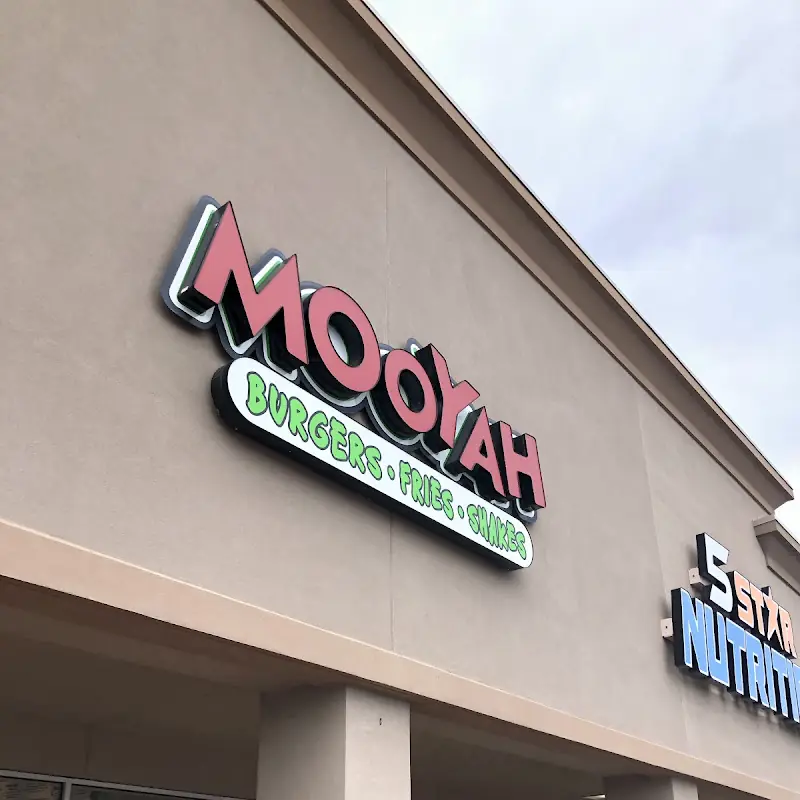 MOOYAH Burgers, Fries & Shakes