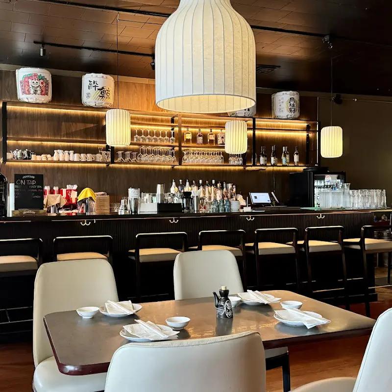 De Asian (Sushi Bar and Asian Fusion)