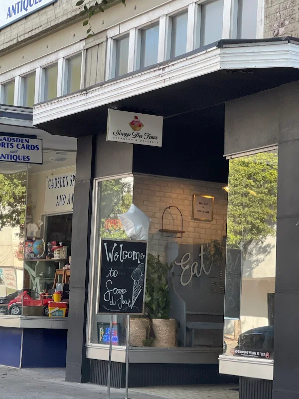 Scoop Du Jour Creamery & Desserts