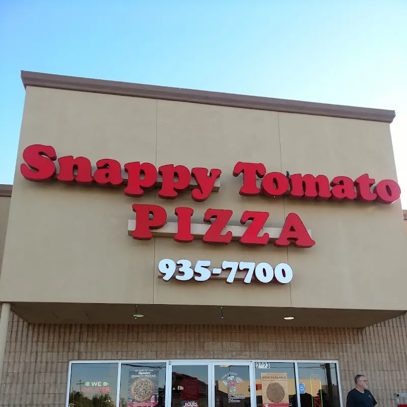 Snappy Tomato Pizza