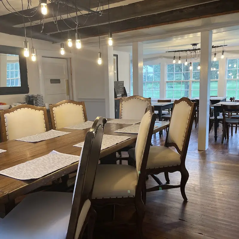 Stone Hearth Inn & Eatery