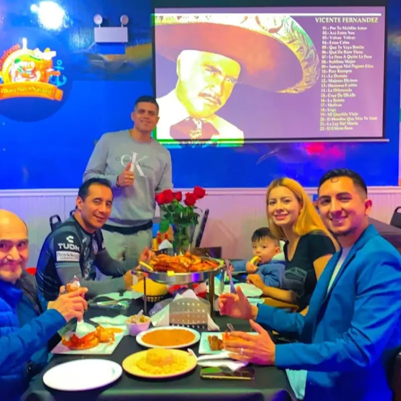 Cali Ve Mariscos al estilo Nayarit
