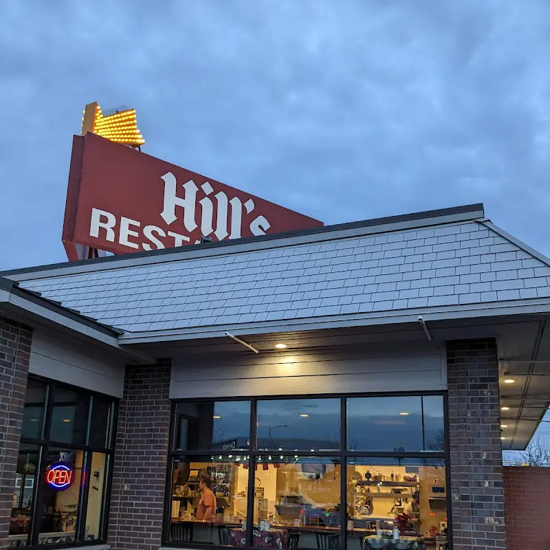 Hill's Restaurant & Lounge