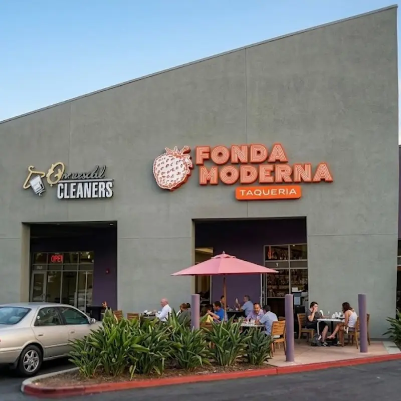Fonda Moderna - Newport Beach