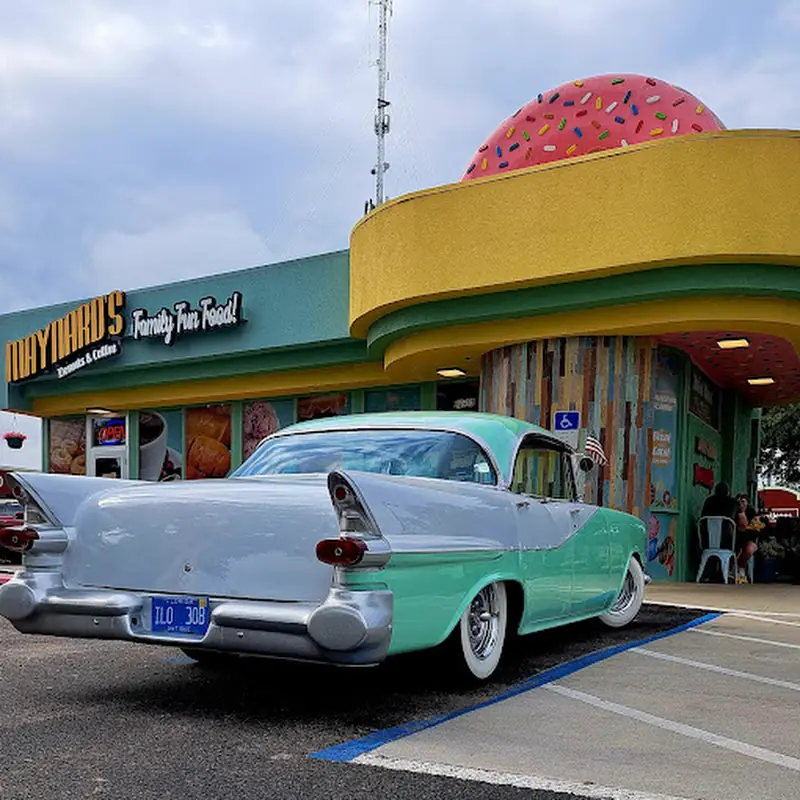 Maynard's Donuts & Coffee