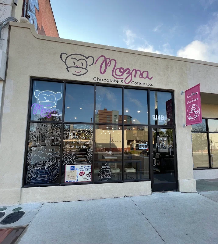 Mozna Chocolate & Coffee Co.
