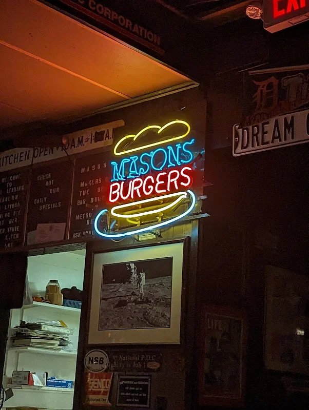 Mason's Bar and Grill