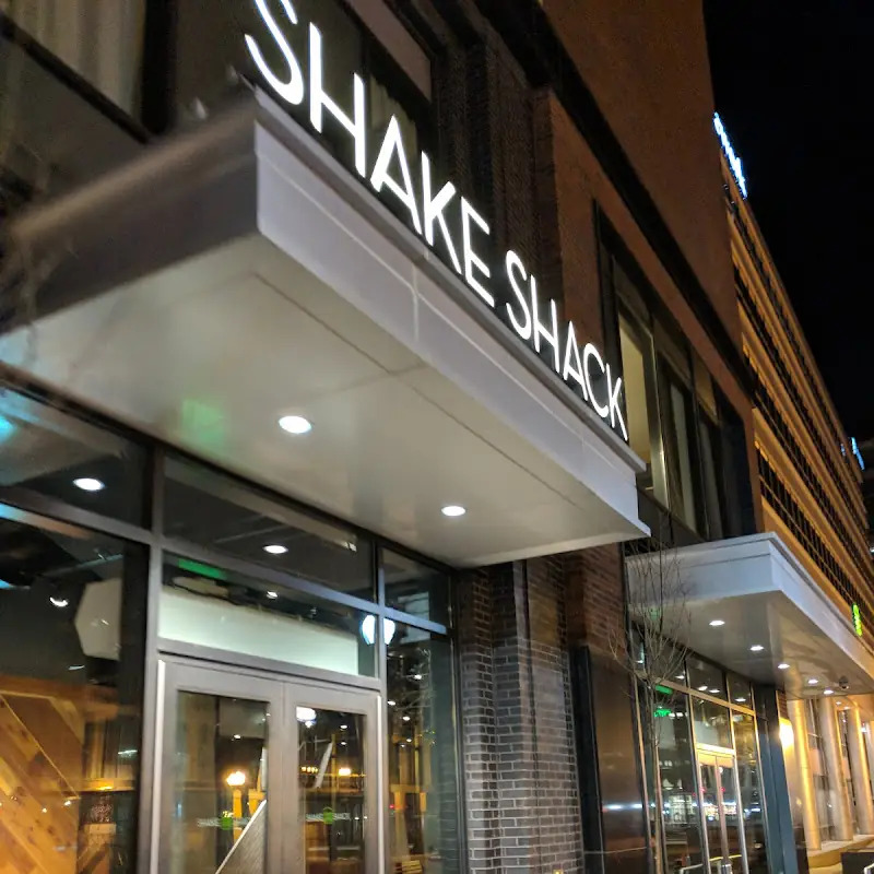Shake Shack Navy Yard