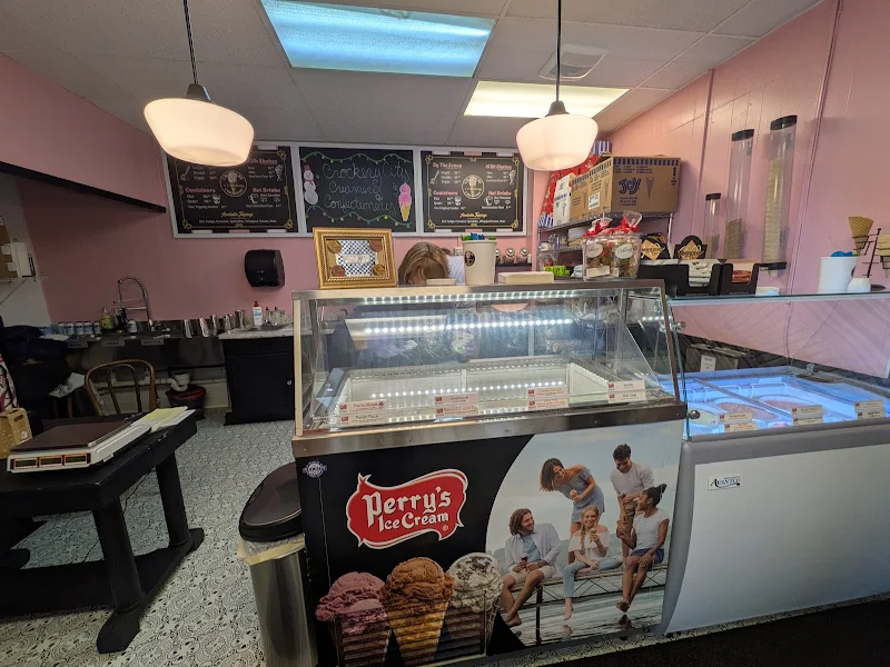 Crockery City Creamery & Confectionery