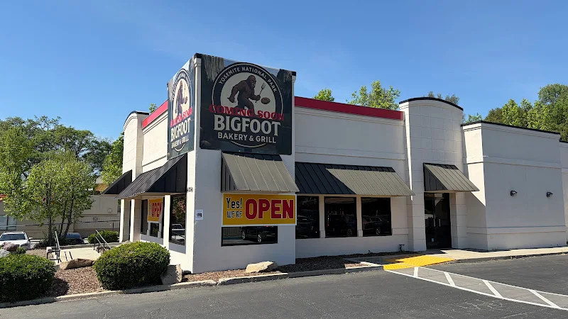 Bigfoot Bakery & Grill