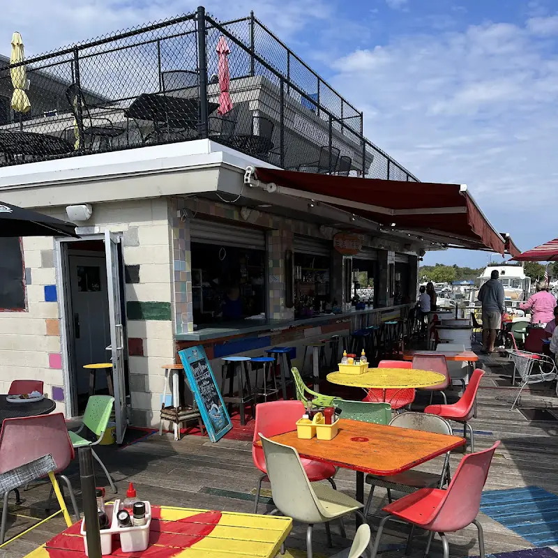 Lolo's Bar & Grill