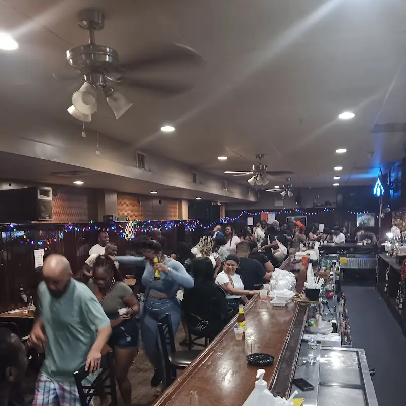 Waterford Inn