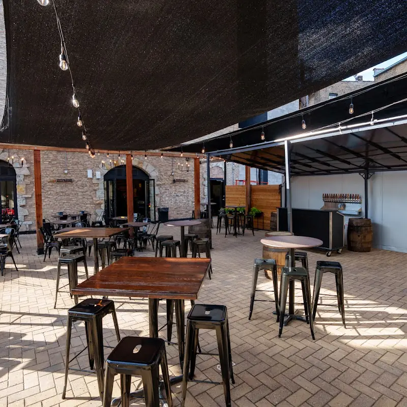 Pilot Project Brewing - Wrigleyville
