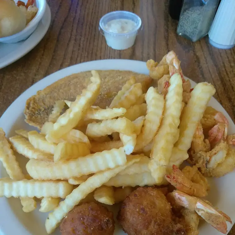 Ronnie's Steak N Grill