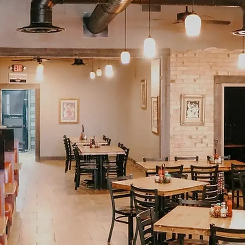 George's Pizza