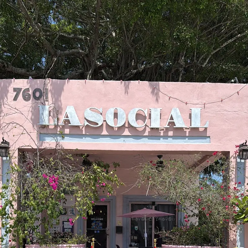LASOCIAL - BRUNCH & CAFE