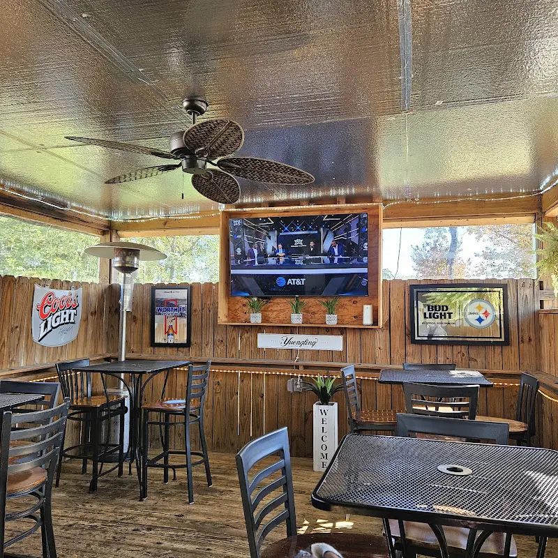 Derby Bar & Grill