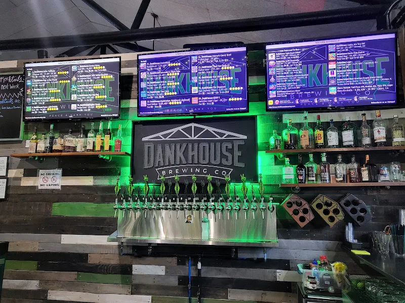 DankHouse Brewing Company