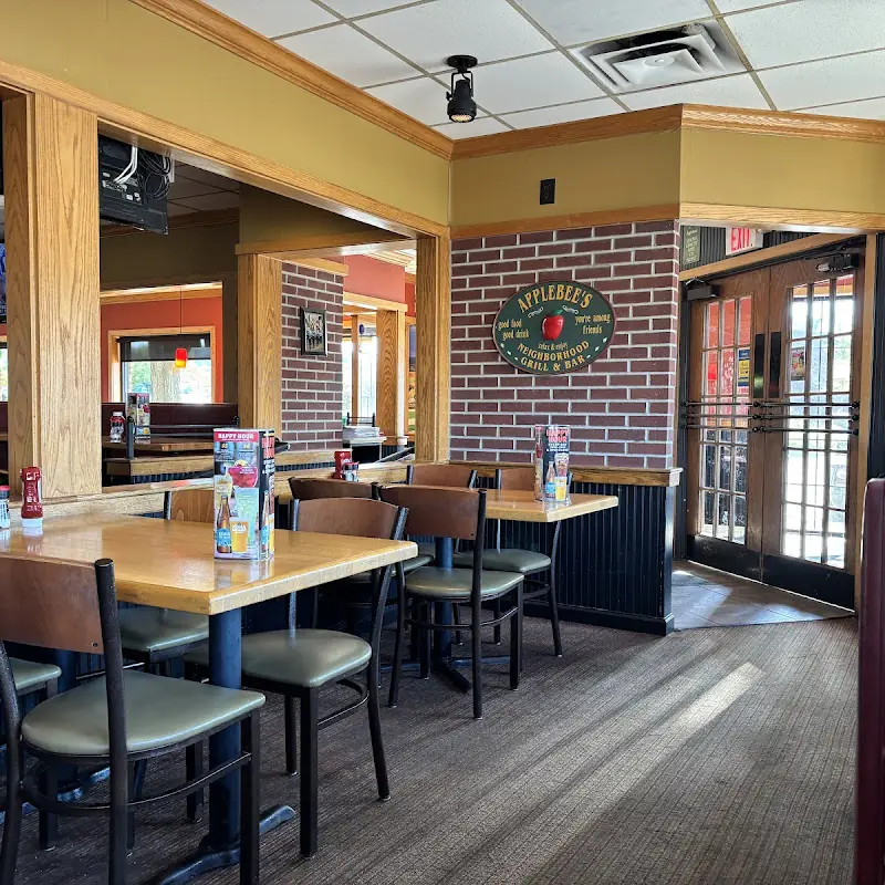 Applebee's Grill + Bar