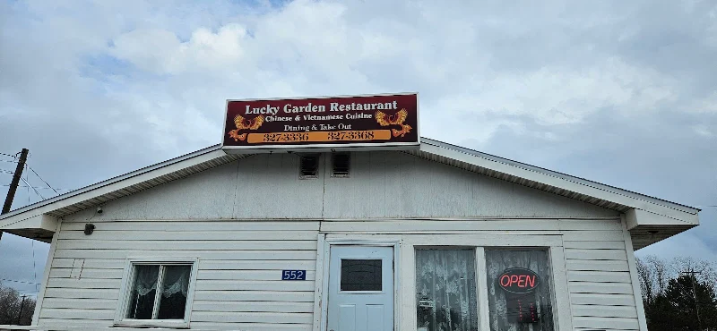 Lucky Garden | Chinese & Vietnamese Restaurant