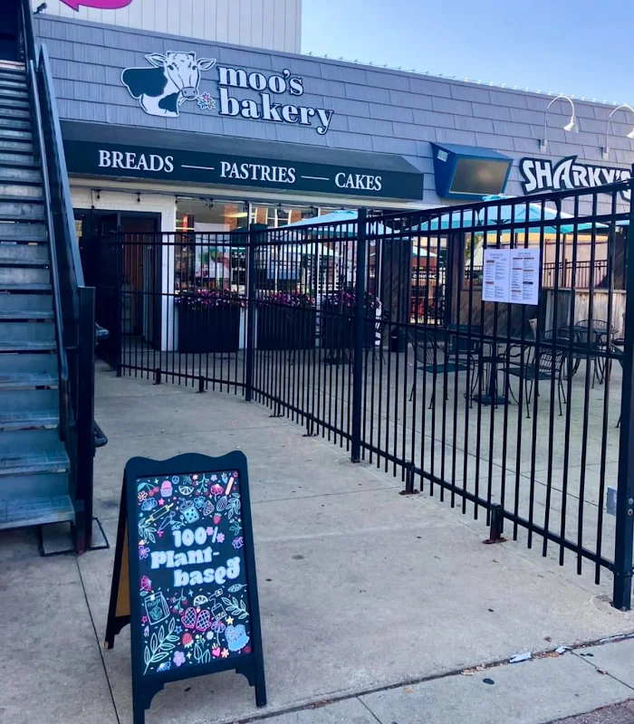 Moo's Bakery