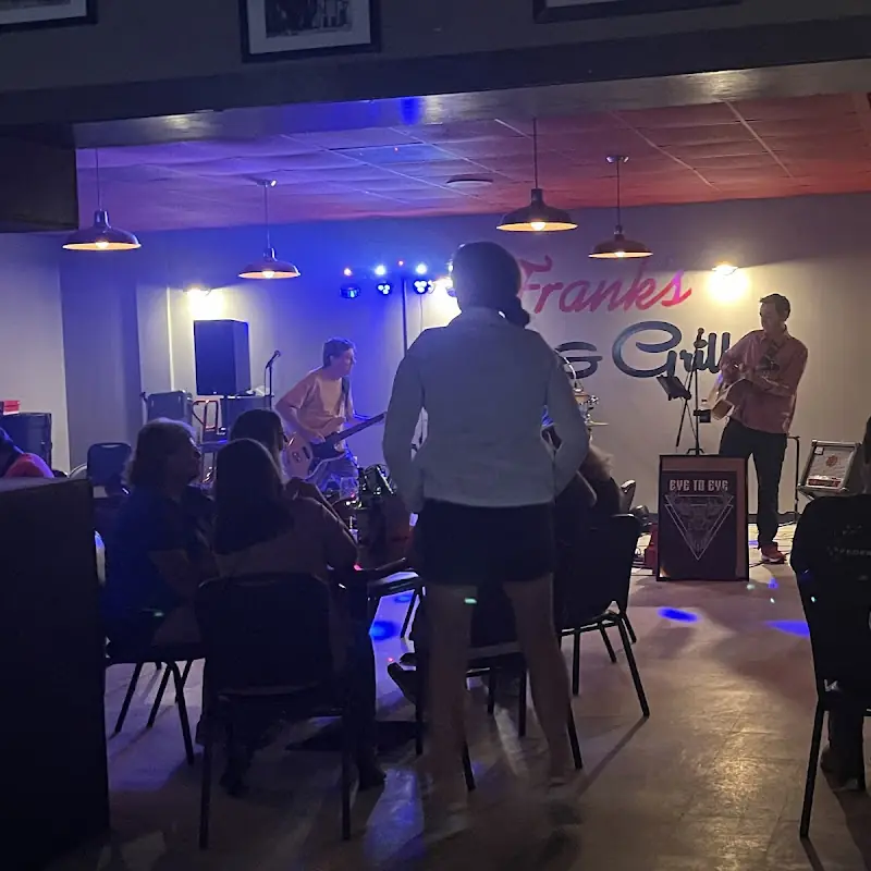 Frank's Pub and Grille