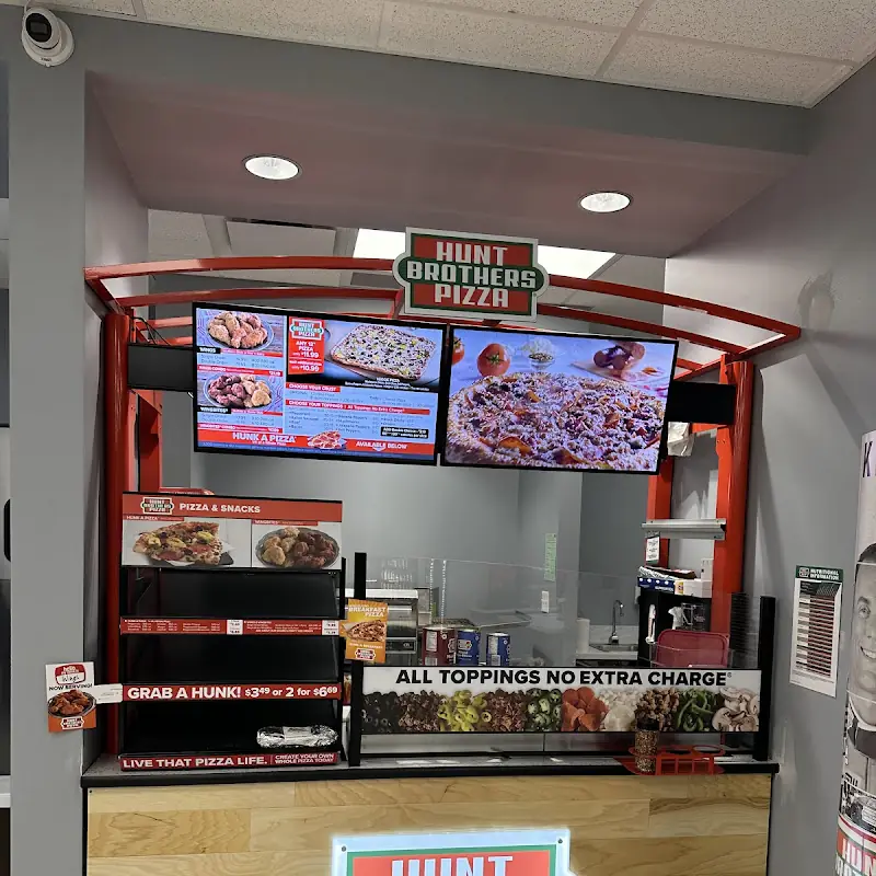 Hunt's Brothers Pizza