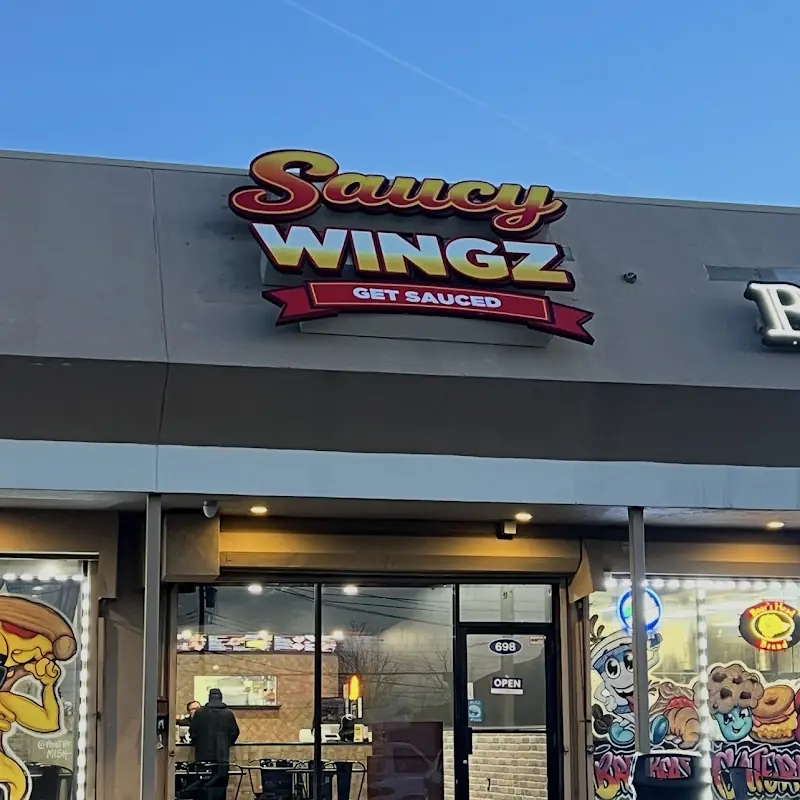 Saucy Wingz