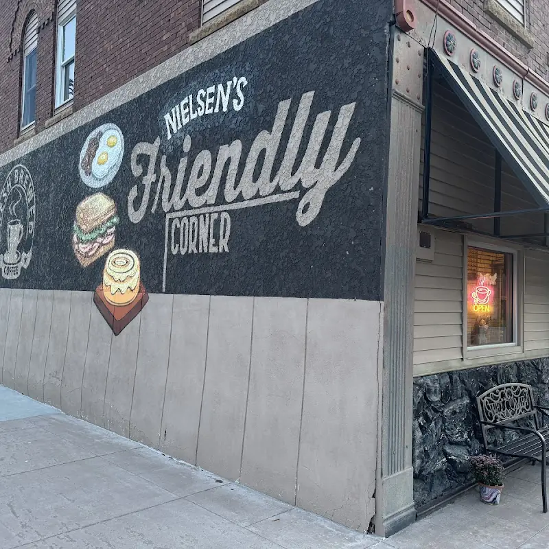 Nielsen’s coffee & fresh eats