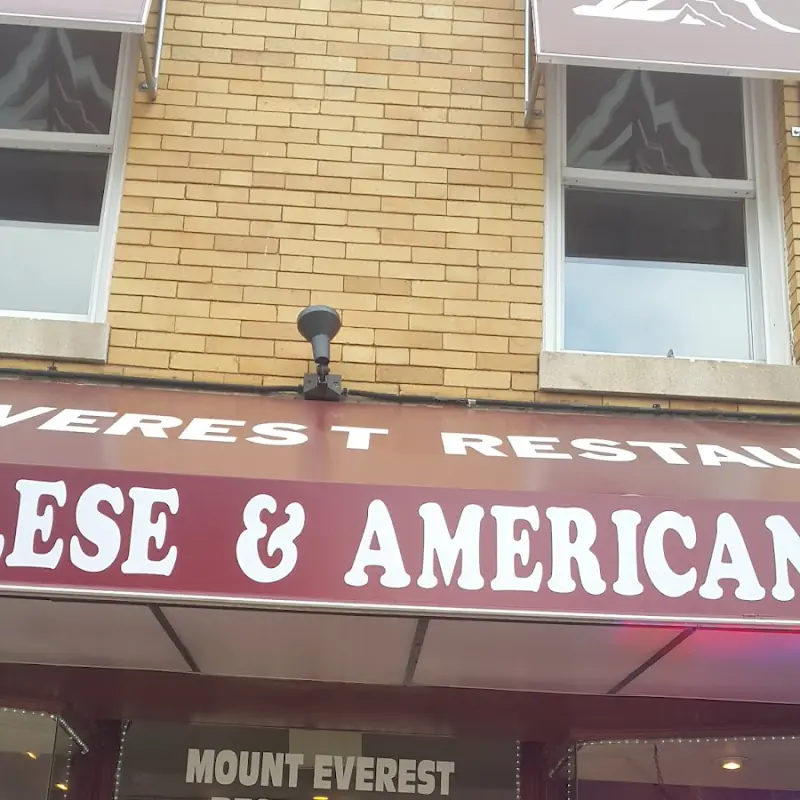 Mount Everest Restaurant - Hampden