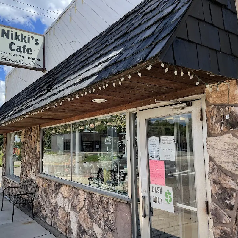 Nikki's Cafe