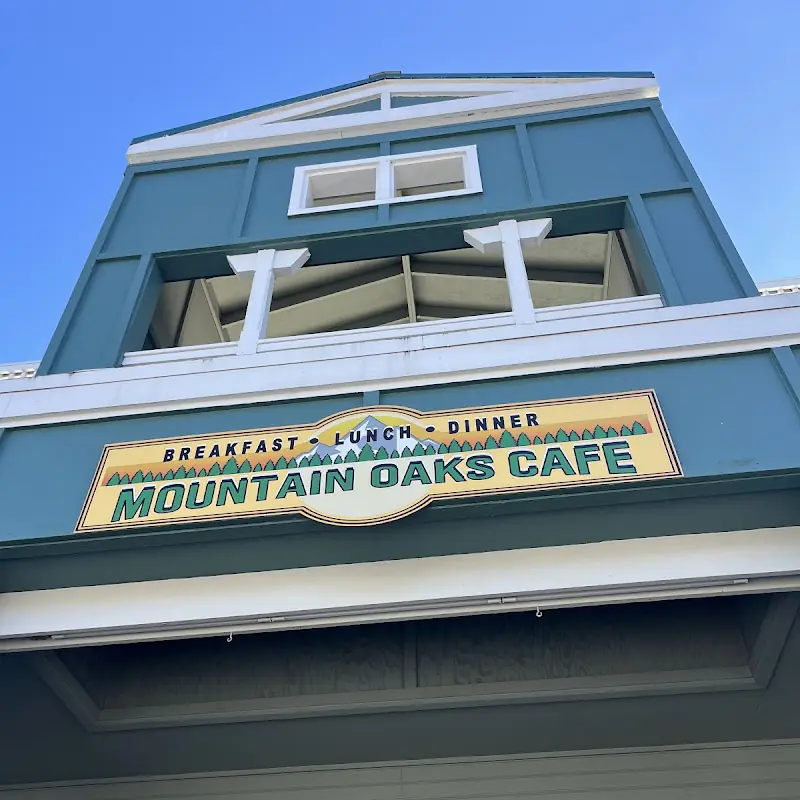 Mountain Oaks Cafe