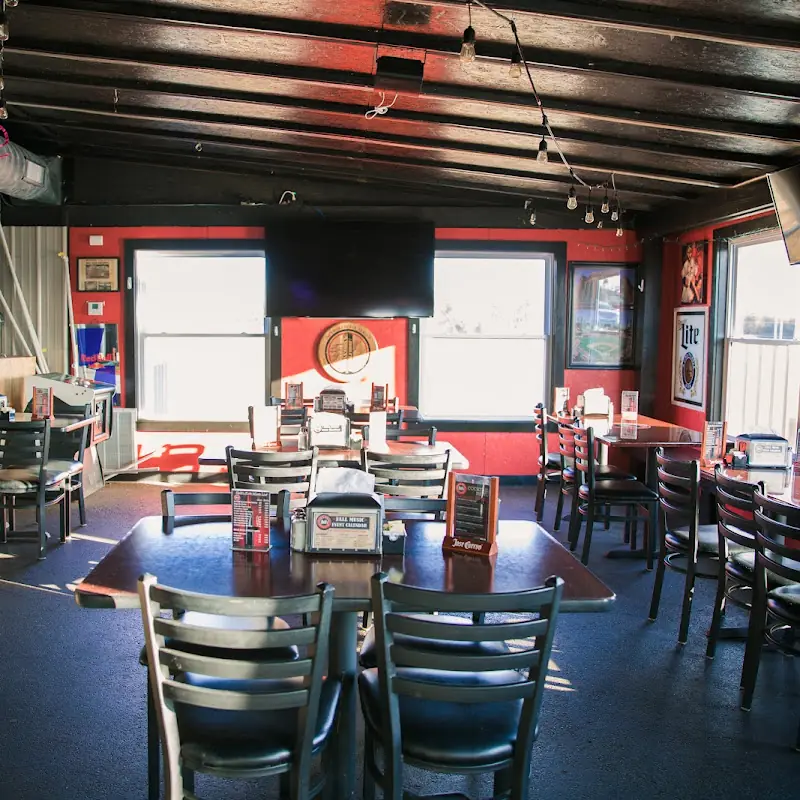 Hubs Pub and Grill