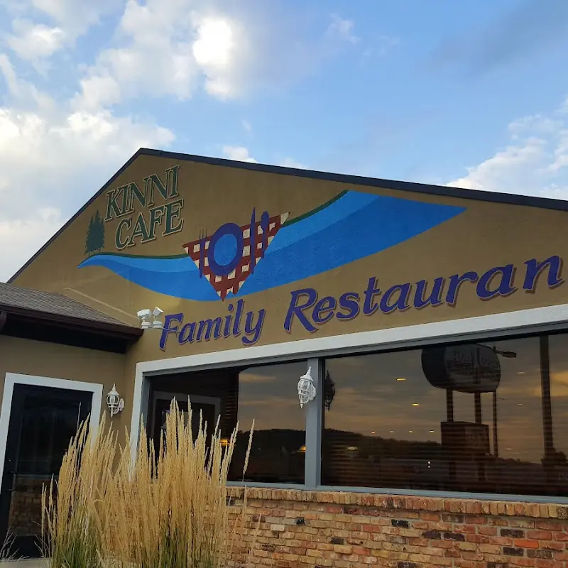 Kinni Cafe- River Falls
