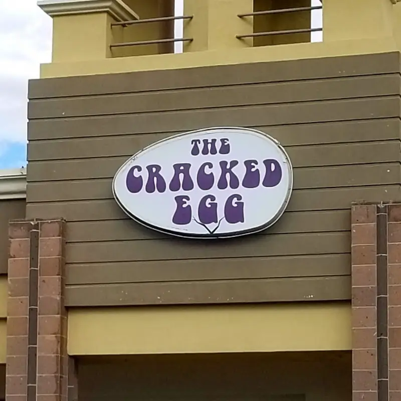 The Cracked Egg