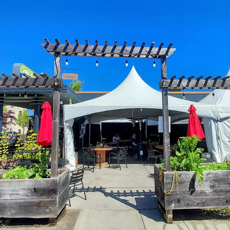 Coast Fork Brewing - Brewstation and Feed