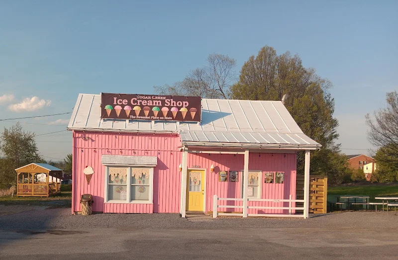Sugar Creek Snowy & Sweet Ice Cream Shop