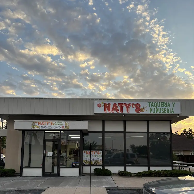 NATY’S TAQUERIA Y PUPUSERIA