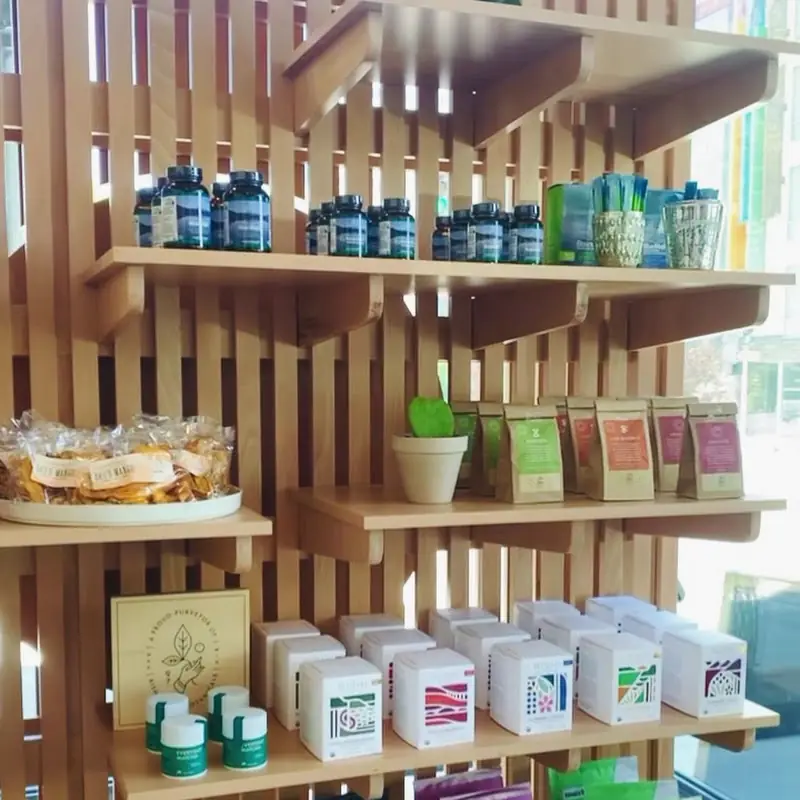 The Grove Juicery & Wellness Cafe ~ DOWNTOWN