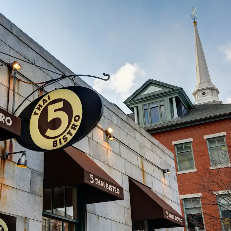 5 Thai Bistro