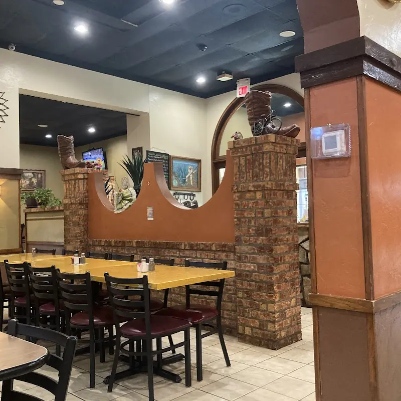 LOS PORTALES | Mexican