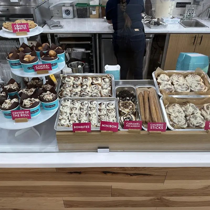 Cinnabon