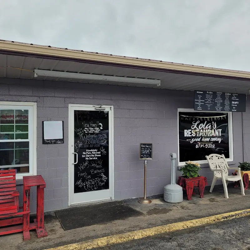 Lola's Restaurant