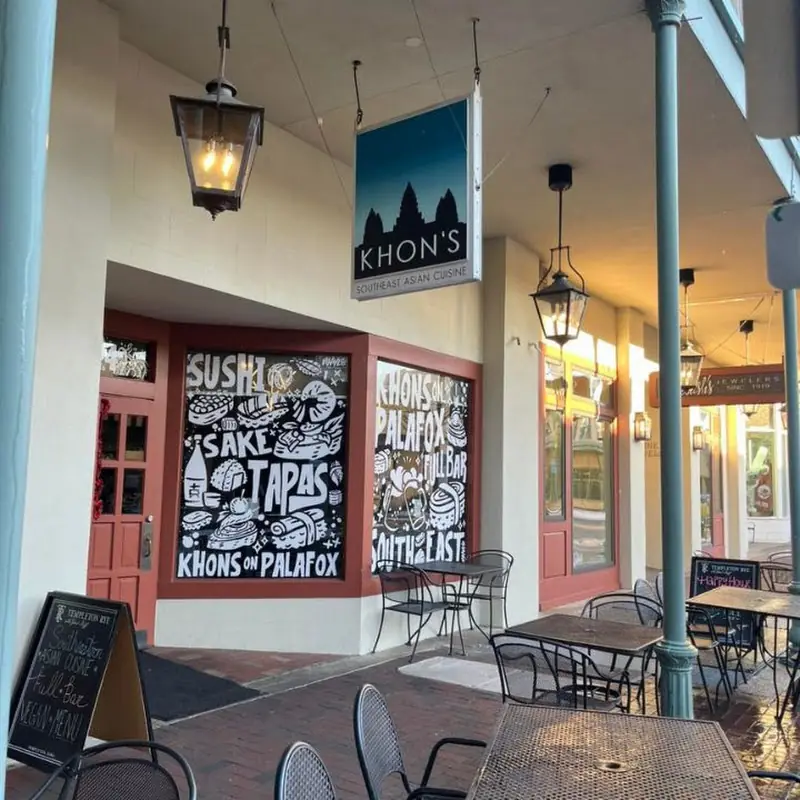 Khon's on Palafox