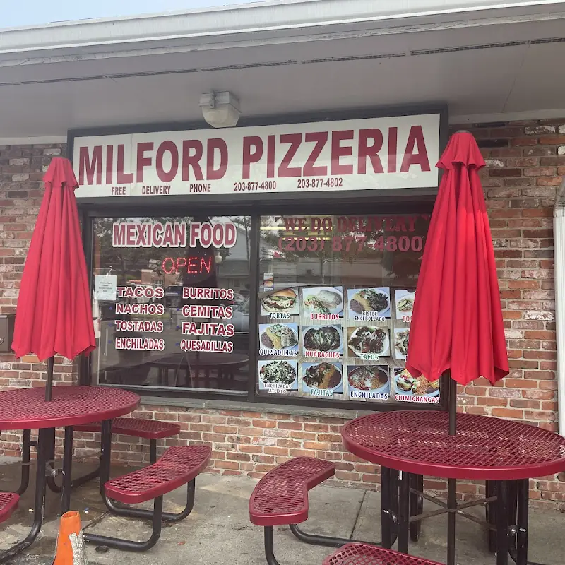 BBQ or Buffalo Chicken Pizza (Small – 10")
